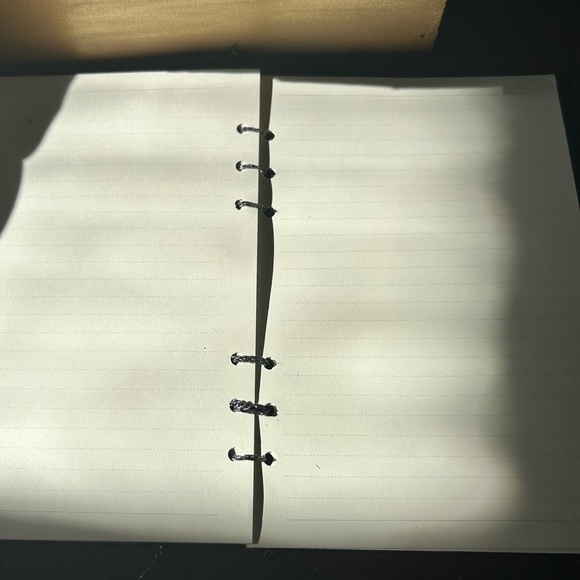 Handcrafted resin Book of Shadows with paper inside- perfect gift - Picture 5 of 9